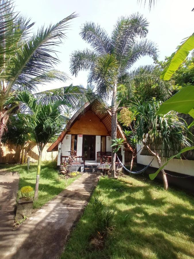 Follow The Rabbit Bungalow Gili Air Exterior foto